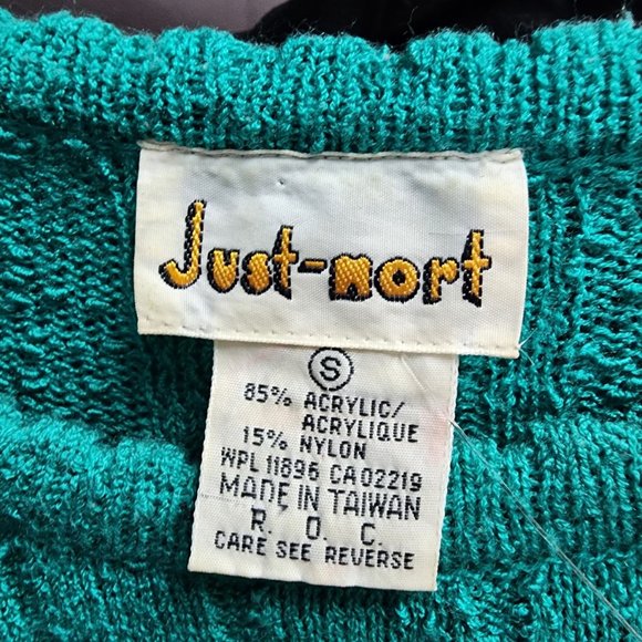 Vintage Just Nort Green knit Beaded Sweater - Picture 10 of 11